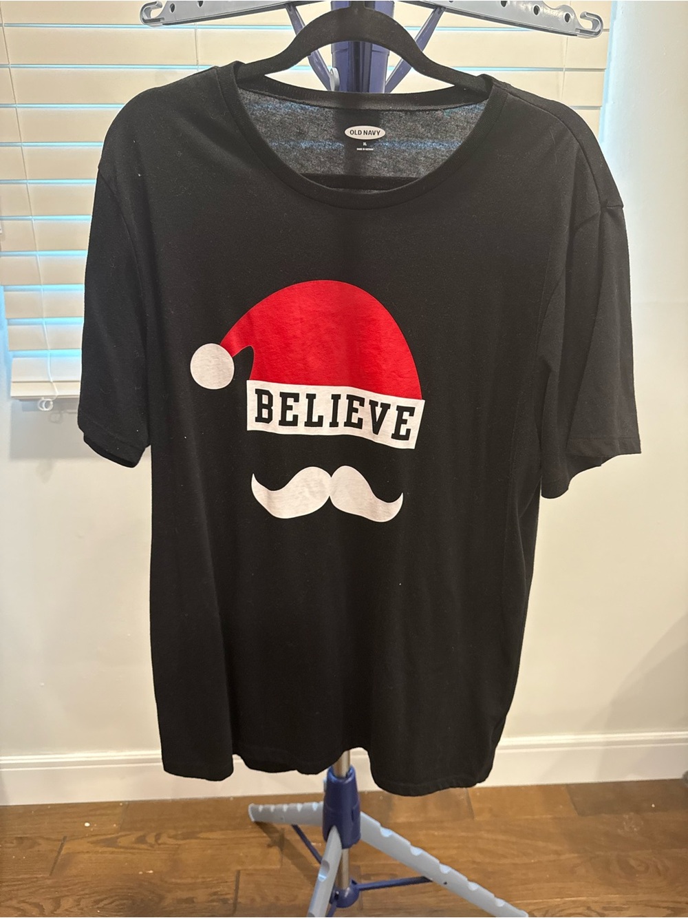 Old Navy Black Men’s Short-Sleeve 'Believe' Graphic Tee with Red Santa Hat